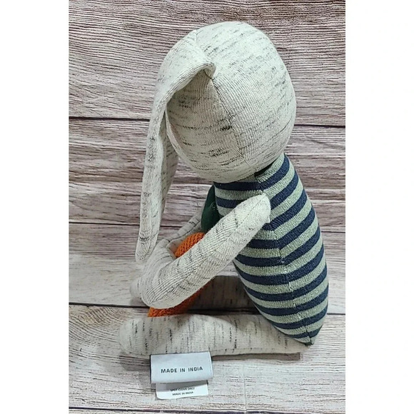 Universal Knitwears Plush Bunny Rabbit Holding a Carrot Stuffed Animal 15" 2022 - Picture 3 of 6